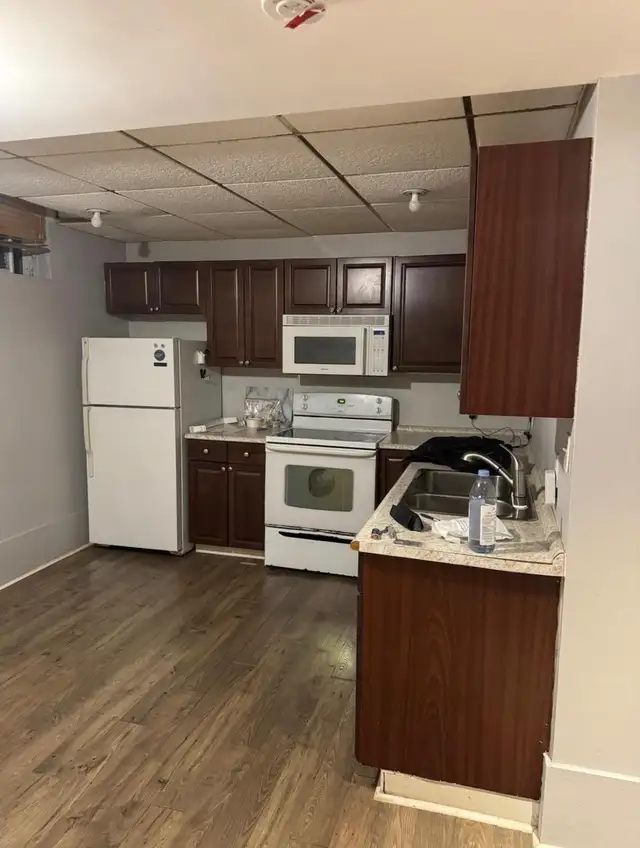 Basement Unit for Rent - Photo 4