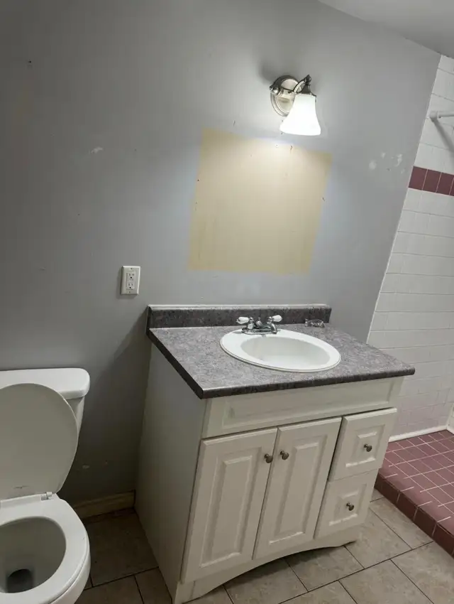 Basement Unit for Rent - Photo 5