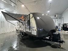 2013 Crossroads Sunset Trail 29SS SPACIOUS, REAR BATH.