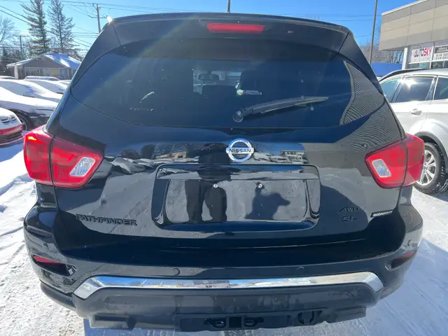 2018 Nissan Pathfinder - Photo 9