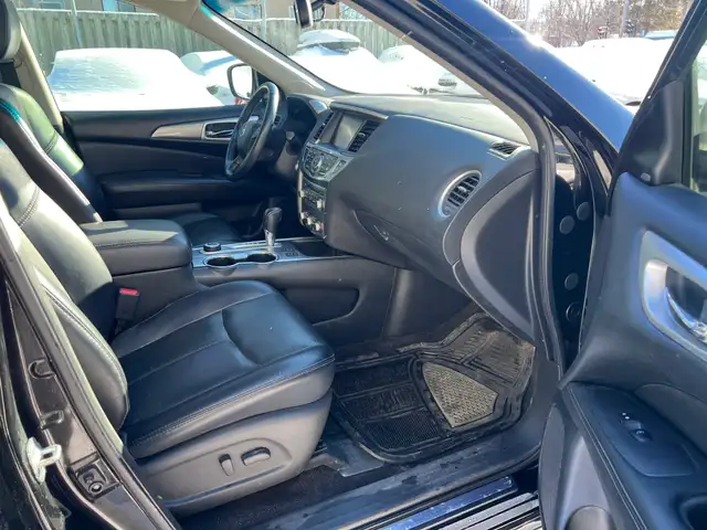 2018 Nissan Pathfinder - Photo 17