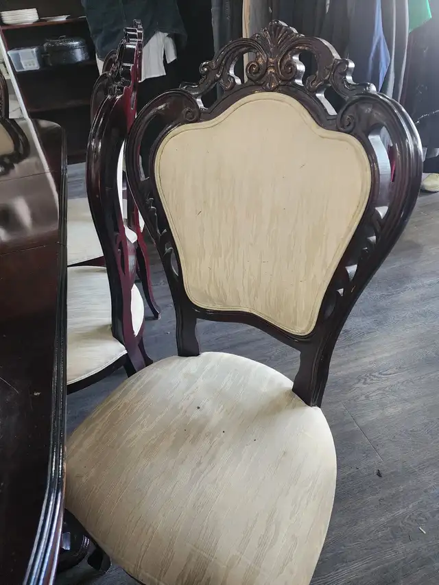 Large table with a leaf and 8 chairs will work fine - Photo 3