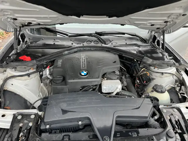 2013 BMW 3 Series - Photo 27