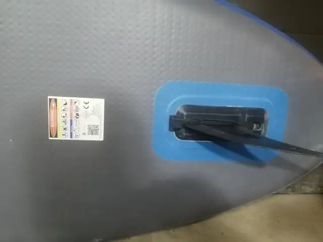 INFLATABLE PADDLE BOARD WITH AIR PUMP AND PADDLE - Photo 4