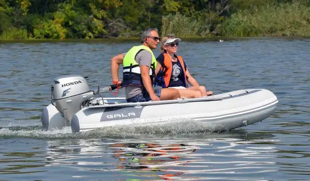 GALA Inflatable Fold-able Boat Freestyle F240 - Photo 3