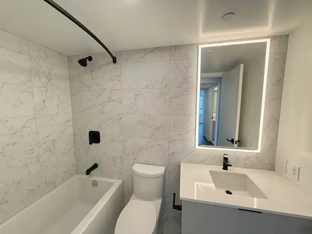 Bloor and Sherbourne 3 Bed 3 Bath Luxury Burke Condo for Rent - Photo 5