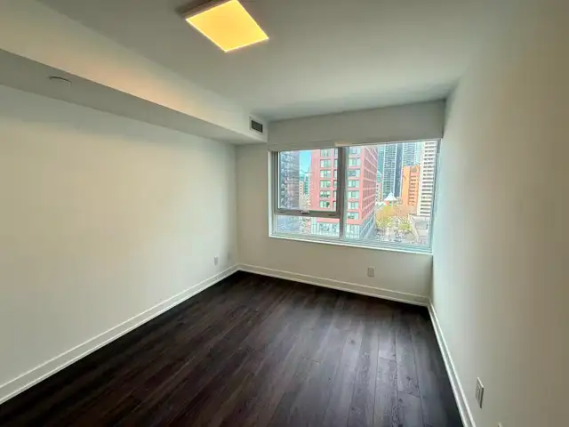 Bloor and Sherbourne 3 Bed 3 Bath Luxury Burke Condo for Rent - Photo 6