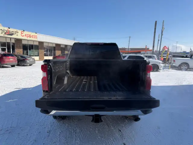 2020 Chevrolet Silverado 2500HD LT /6.6L GAS /4X4 /NO ACCIDENTS - Photo 5