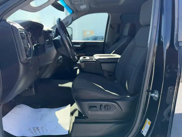 2020 Chevrolet Silverado 2500HD LT /6.6L GAS /4X4 /NO ACCIDENTS - Photo 10