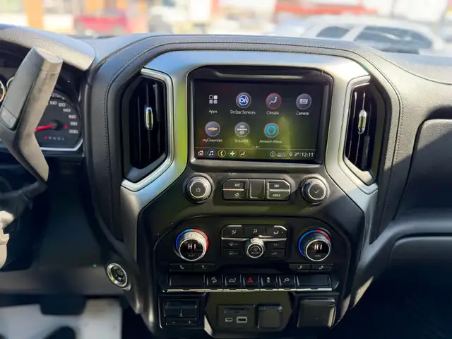 2020 Chevrolet Silverado 2500HD LT /6.6L GAS /4X4 /NO ACCIDENTS - Photo 18