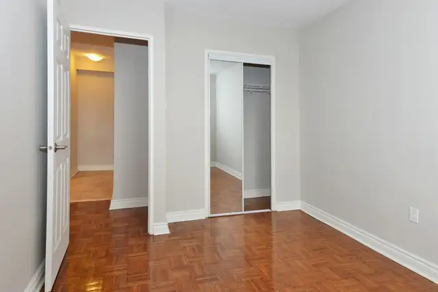 renovated one bedroom - ID 2507 - Photo 6