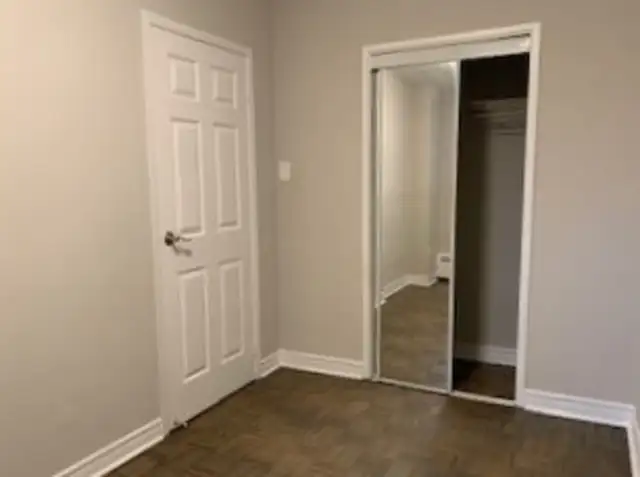 renovated one bedroom - ID 2507 - Photo 7