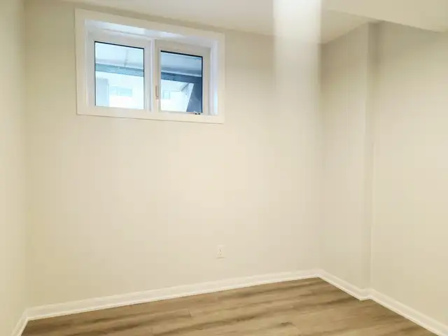 32-401 Glenroy Gilbert Drive  - Brand New And Move-In Ready! $15 - Photo 8