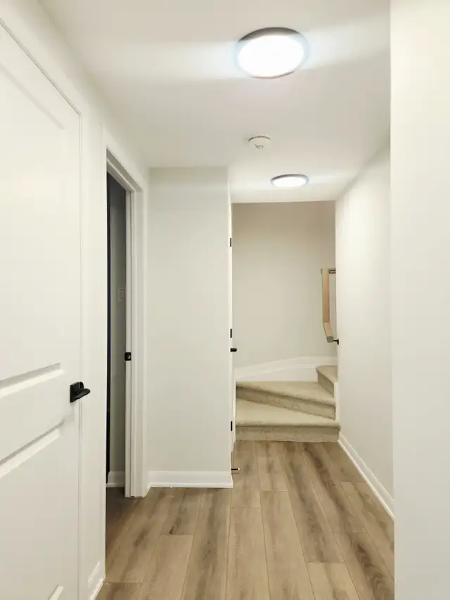 32-401 Glenroy Gilbert Drive  - Brand New And Move-In Ready! $15 - Photo 17