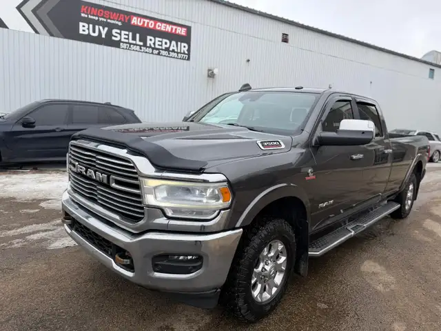 2022 Ram 3500 LARAMIE / 8FT LONG BOX / NO ACCCIDENTS / ONE OWNER