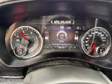 2022 Ram 3500 LARAMIE / 8FT LONG BOX / NO ACCCIDENTS / ONE OWNER - Photo 16