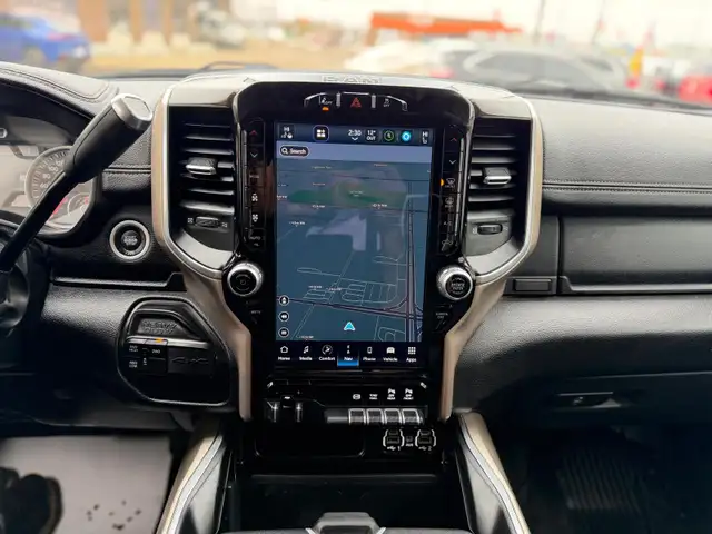 2022 Ram 3500 LARAMIE / 8FT LONG BOX / NO ACCCIDENTS / ONE OWNER - Photo 19