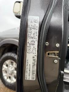 2022 Ram 3500 LARAMIE / 8FT LONG BOX / NO ACCCIDENTS / ONE OWNER - Photo 23