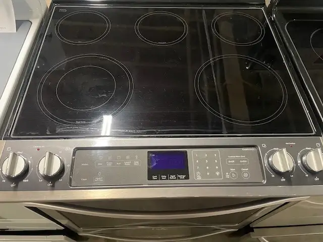 Cuisinière stainless encastrable vitrocéramique Whirlpool - Photo 2