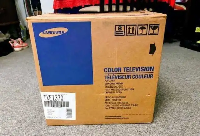 Samsung TXE1370 13' CRT TV BNIB CIB