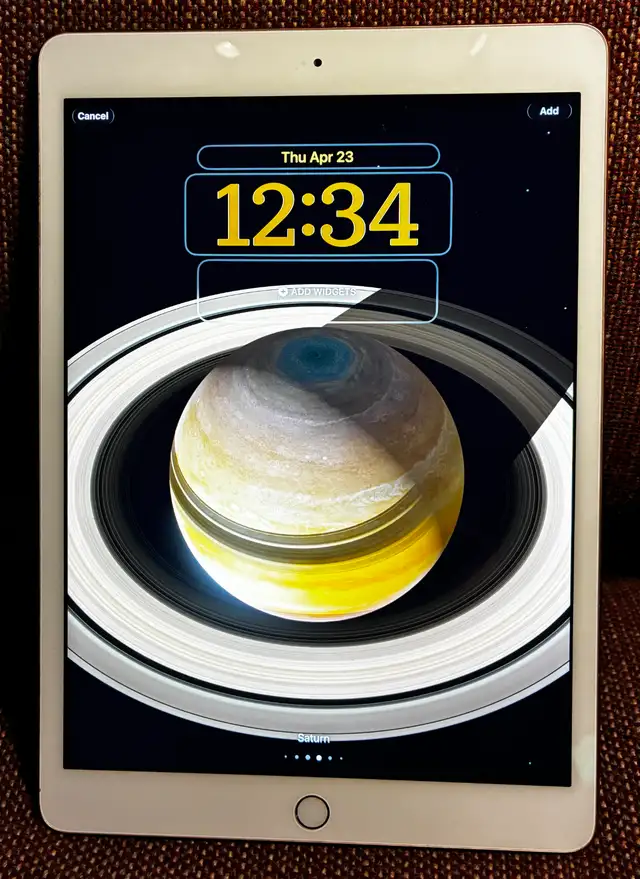 Apple iPad 8th Gen PRISTINE AND CHEAP! - Photo 4