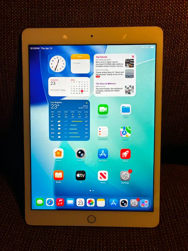 Apple iPad 8th Gen PRISTINE AND CHEAP! - Photo 5