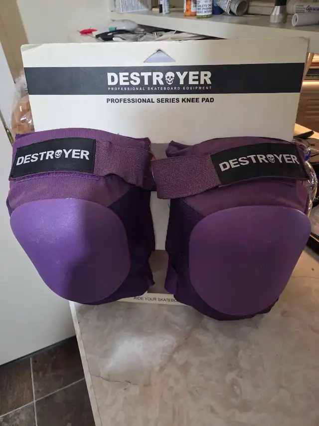 professional skateboard knee pads