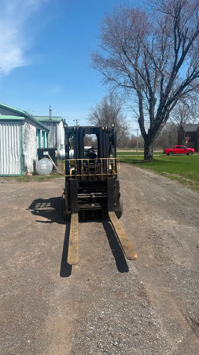 2017 Hyster S155FT 15,500lb forklift, 88' - 150',ss,LP, 8' forks - Photo 3