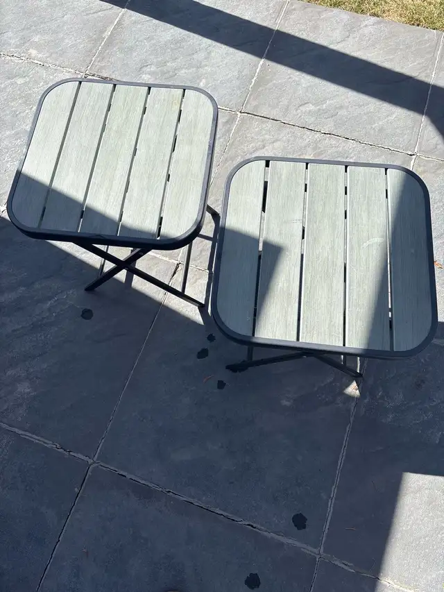set of 2 outdoor side tables