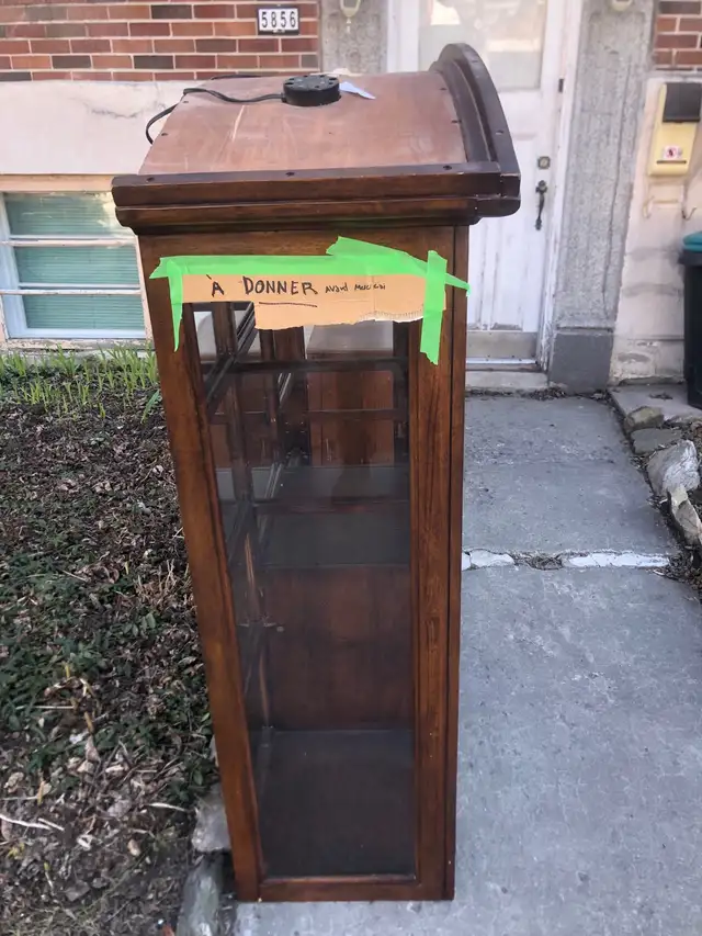 Bahut en bois dur véritable à Donner avant Mercredi - Photo 3