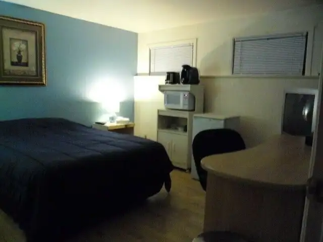 Chambre à louer du dimanche PM au vendredi PM - Photo 2