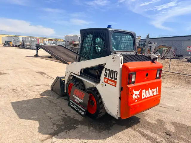 BOBCAT S100 SKID STEER LOADER-KUBOTA, CATERPILAR ETC - Photo 2