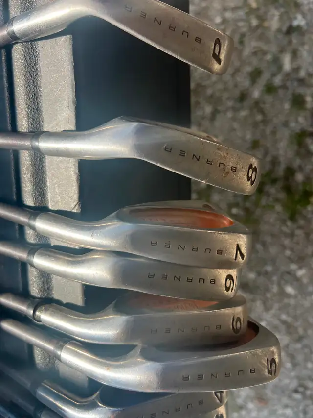 Men’s Taylor Made golf clubs - Photo 3