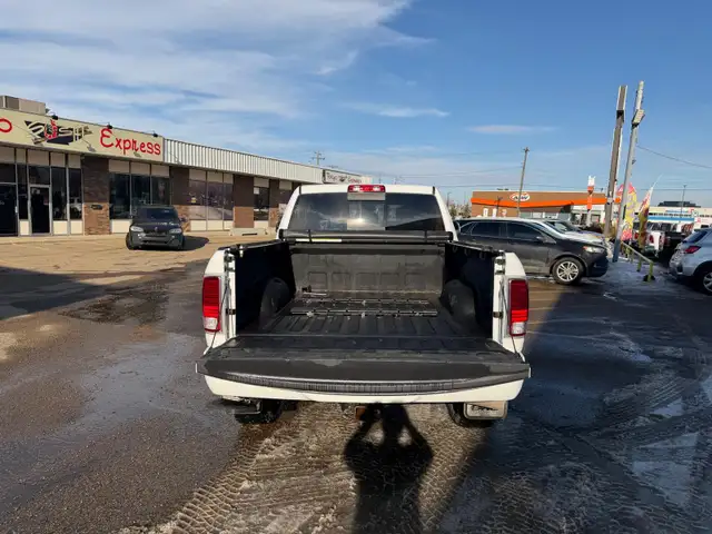 2018 Ram 3500 LIMITED LONGHORN MEGACAB ONE OWNER NO ACCIDENTS - Photo 5
