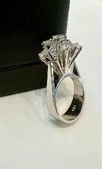 Brinkhaus Vintage 18Karat Statement Ring 1.30 Carats Diamonds