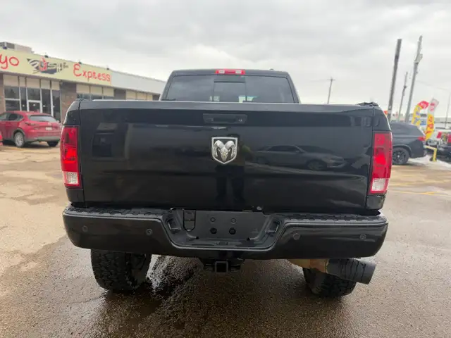 2012 Ram 3500 MEGA CAB 4X4 - Photo 4