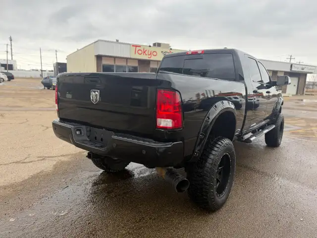 2012 Ram 3500 MEGA CAB 4X4 - Photo 6