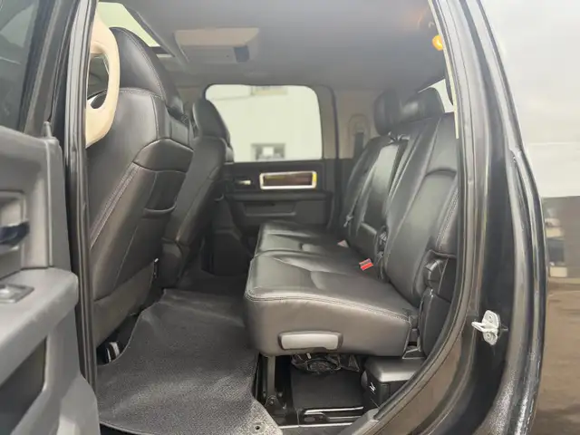 2012 Ram 3500 MEGA CAB 4X4 - Photo 8