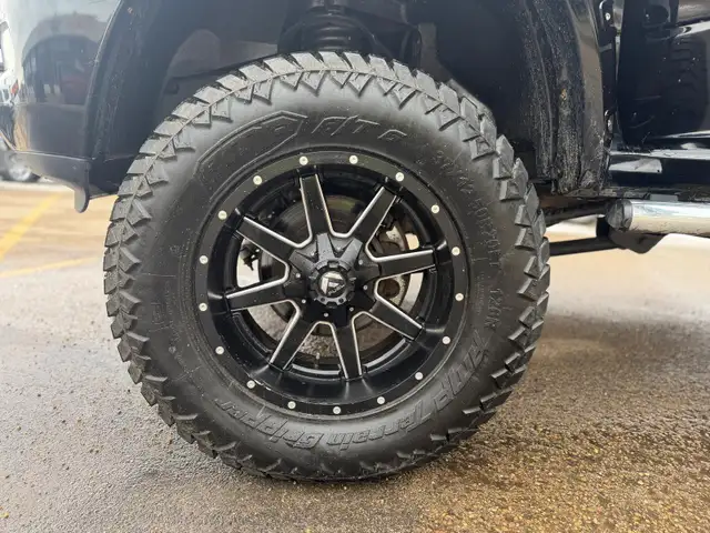 2012 Ram 3500 MEGA CAB 4X4 - Photo 17