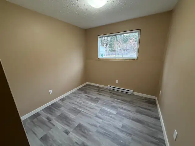 Renovated 2 Bedroom Apartment in Kimberley - Photo 7