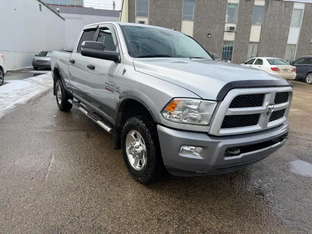 2013 Ram 2500 SLT OUTDOORSMAN ONE OWNER NO ACCIDERNTS CREW 4X4 - Photo 8