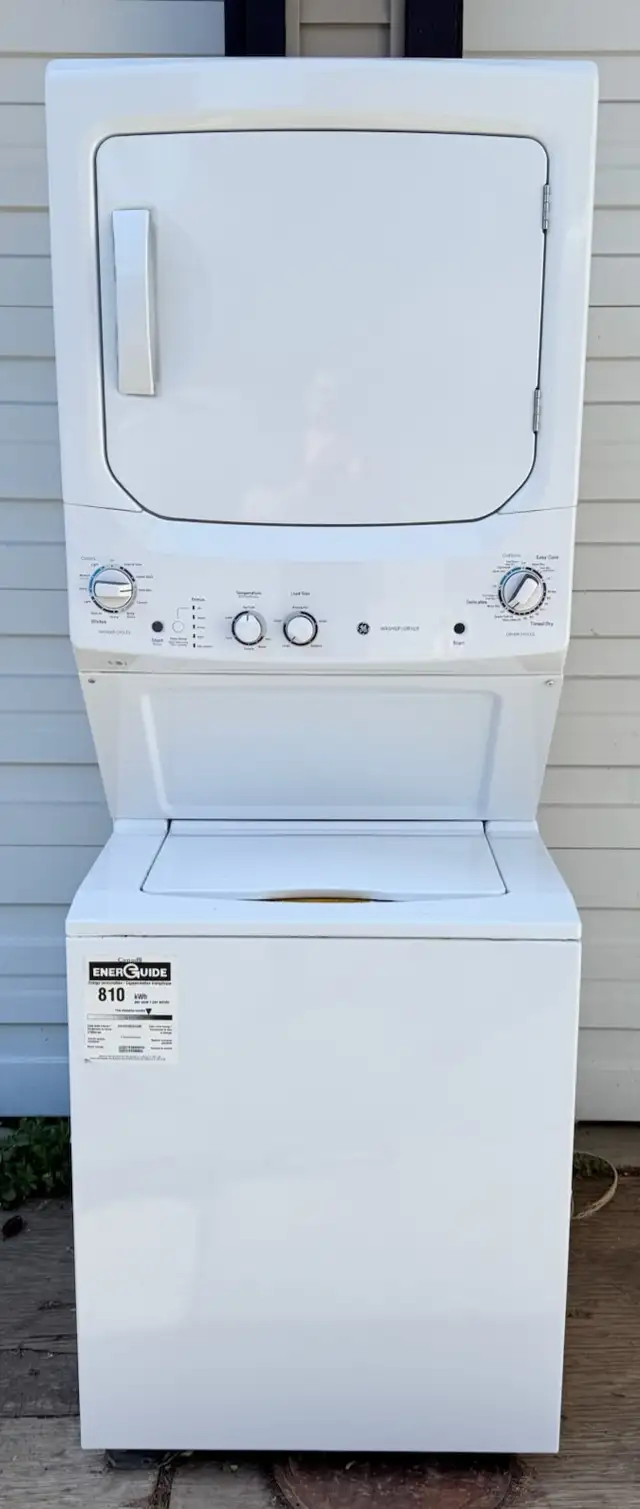 Ge Stackable washer and dryer - Digital controls