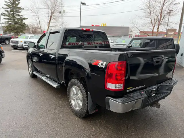 2013 GMC Sierra 1500 SLT / Z71 PKG LEATHER LOADED / CREWCAB 4X4 - Photo 3