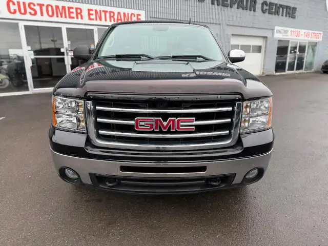 2013 GMC Sierra 1500 SLT / Z71 PKG LEATHER LOADED / CREWCAB 4X4 - Photo 9