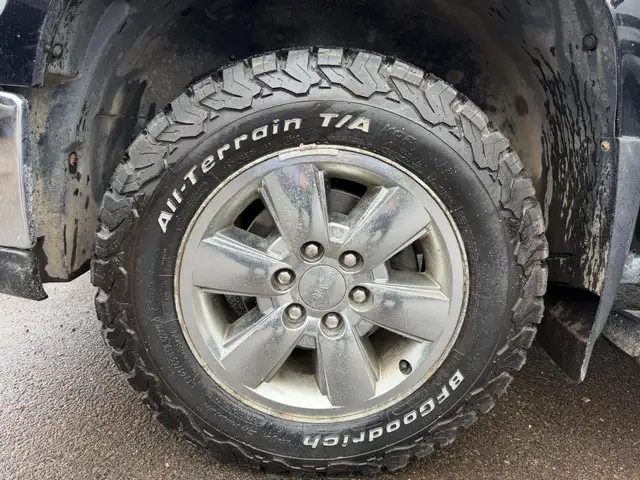 2013 GMC Sierra 1500 SLT / Z71 PKG LEATHER LOADED / CREWCAB 4X4 - Photo 20