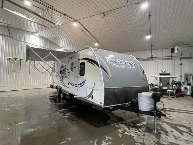 2014 Heartland Northtrail 28BRS, DOUBLE OVER DOUBLE BUNKS.