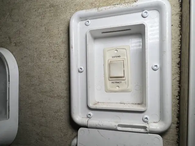 2014 Heartland Northtrail 28BRS, DOUBLE OVER DOUBLE BUNKS. - Photo 16