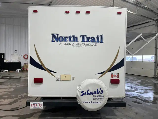 2014 Heartland Northtrail 28BRS, DOUBLE OVER DOUBLE BUNKS. - Photo 39