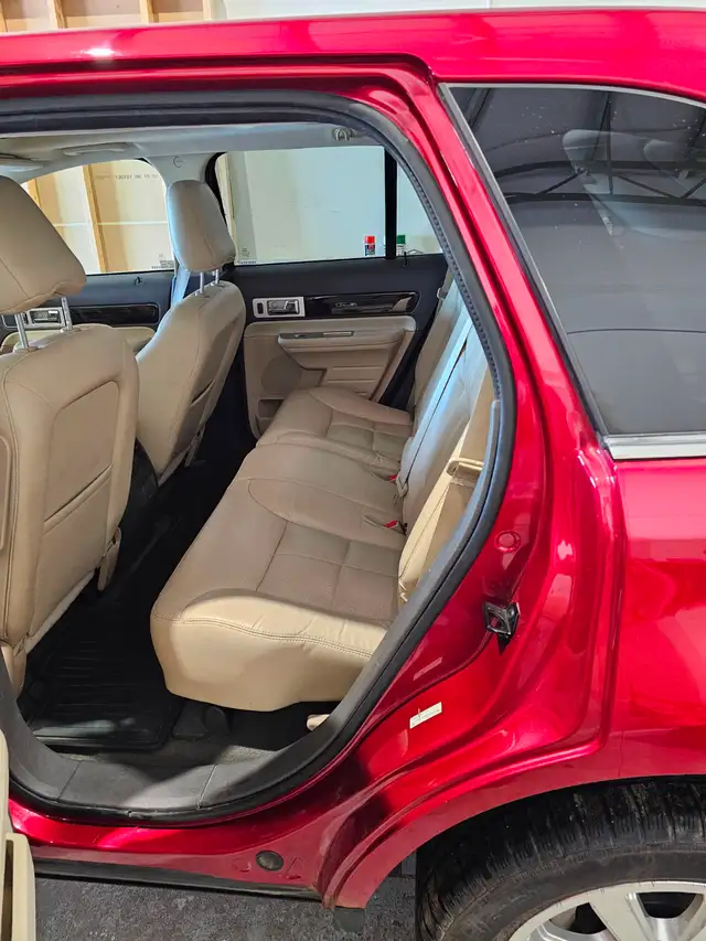 2010 Lincoln MKX - Photo 6