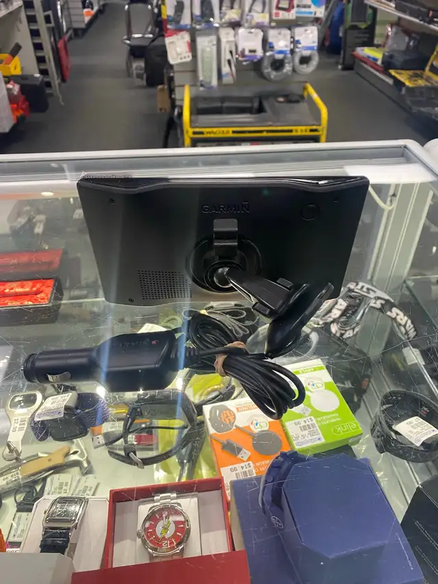 Garmin Drive Smart 61 GPS @ Cashopolis!!